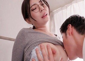 Cô giáo Rei Kamiki hướng dẫn em học sinh nam khám phá những điều mới mẻ về tình dục