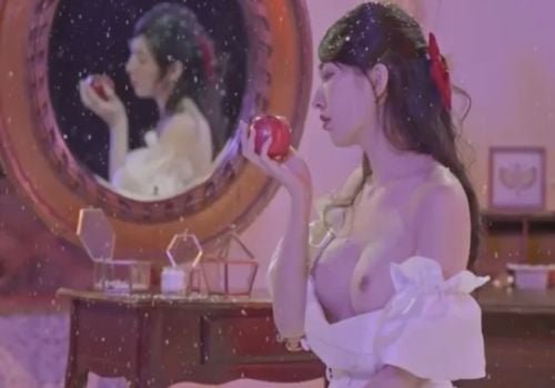 Xem Bạch Tuyết và 7 Chàng Lính Siêu Bựa